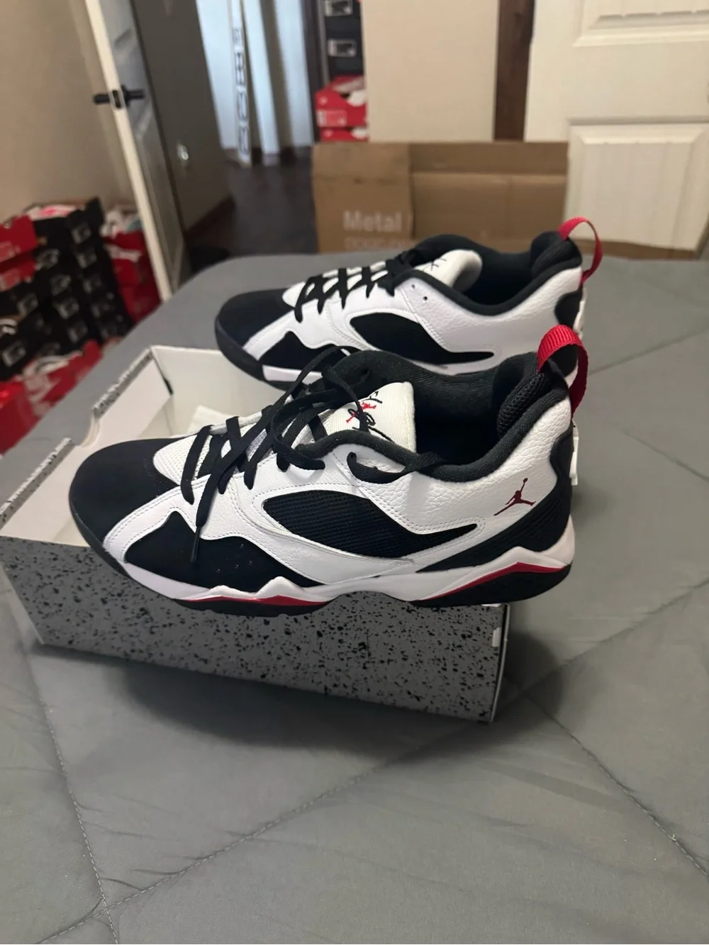 Jordan MVP 92 White Black Gym Red